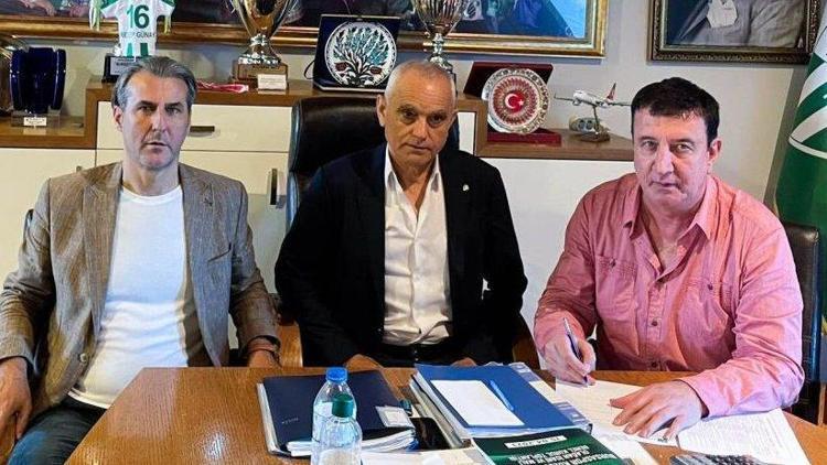 Bursaspor’un yeni teknik direktörü Yalçın Gündüz oldu