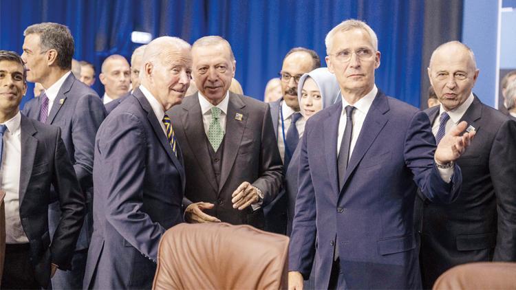 NATO bildirisine Türkiye damgası