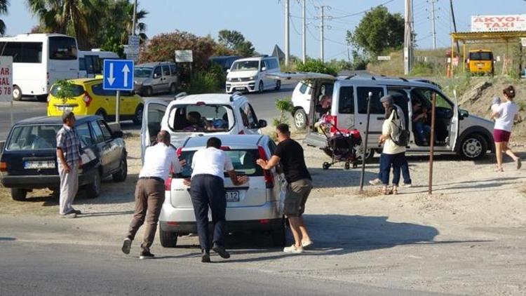 Antalya’da 6 aracın karıştığı zincirleme kaza Minibüs şoförü olay yerinden kaçtı