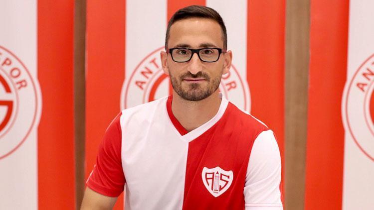 Antalyaspor, Erdoğan Yeşilyurt ve Jakub Kaluzinski transferlerini açıkladı