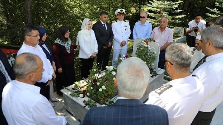 15 Temmuz şehidi imam mezarı başında anıldı