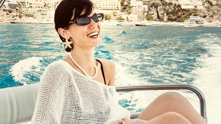 Pınar Deniz sezona tatil molası verdi