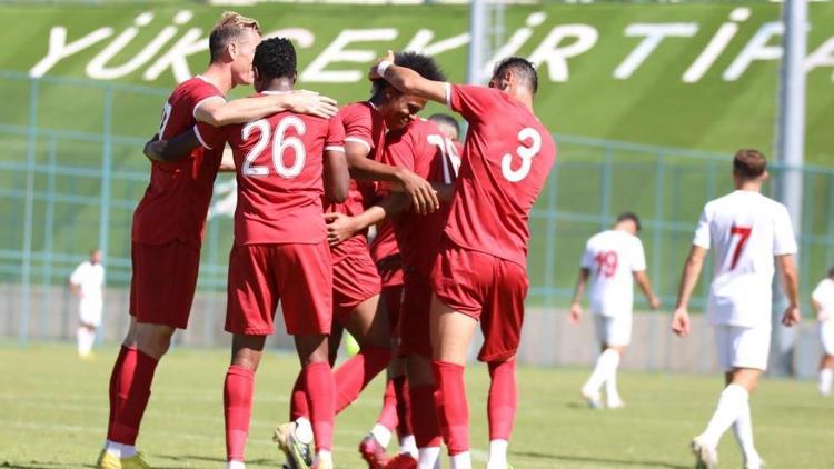 Sivasspor hazırlık maçında Antalyasporu 2-0 yendi
