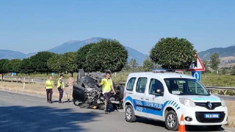 Amasya’da otomobil takla attı, sürücüsü yaralandı