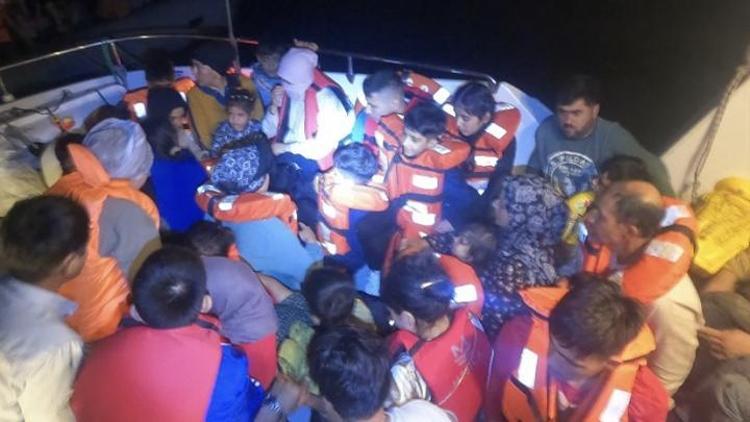Çanakkalenin Ayvacık açıklarında 57 kaçak göçmen yakalandı