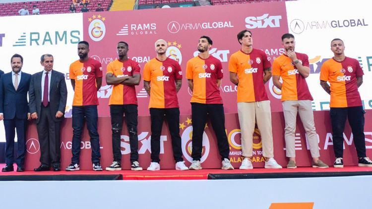 Galatasarayda Zaha ve Icardi listeye bildirildi Kerem Demirbay ve Morutan...