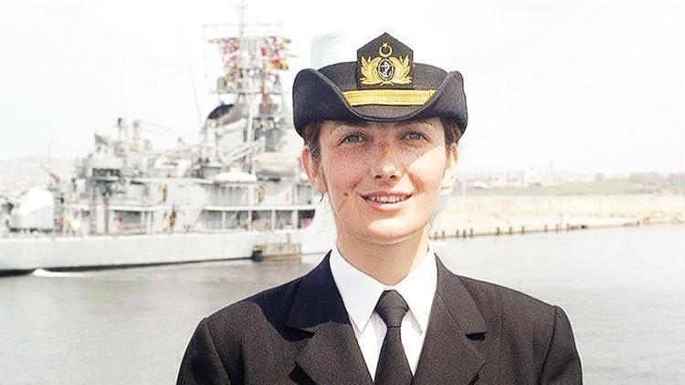 Komutanı ve devreleri ilk kadın amirali anlattı: Güler yüzlü azimli ve tam bir denizci