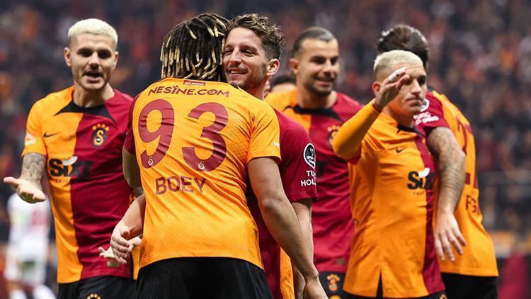 Galatasarayda sürpriz transfer gelişmesi Jose Mourinhonun Roması peşinde
