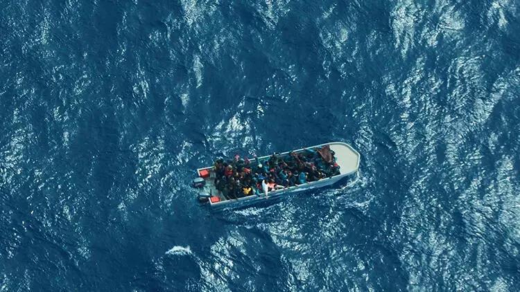 Tunusta göçmen teknesi battı: 11 ölü, 42 kişi aranıyor...