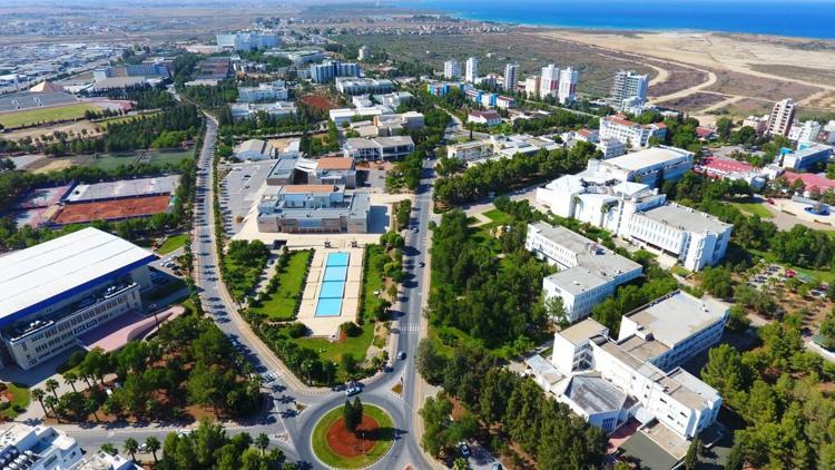 Kuzey Kıbrıs’ta binlerce kişi tarafından tercih edilen bir devlet üniversitesi Doğu Akdeniz Üniversitesi