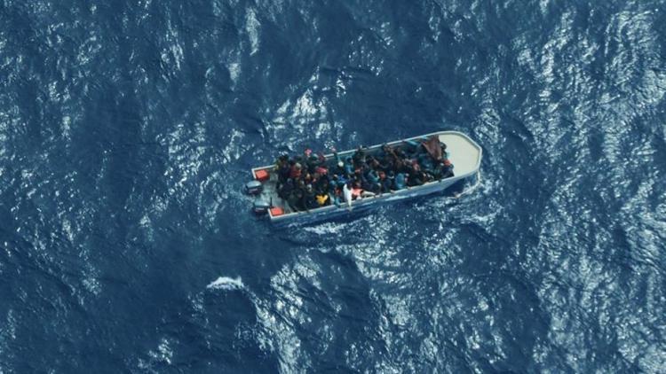 Myanmar’da Müslümanları taşıyan tekne battı: 17 ölü, 33 kayıp