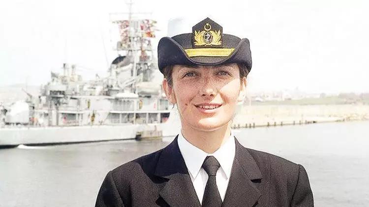 Türkiyenin ilk kadın amirali Gökçen Fıratın yeni görevi belli oldu