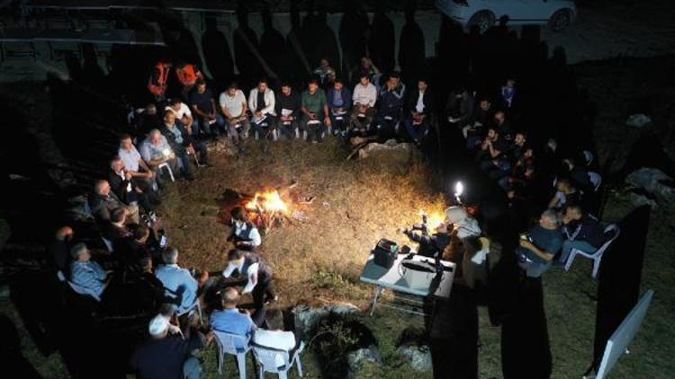 Başkan Demir’den yol yapım ekipleriyle gece mesaisi