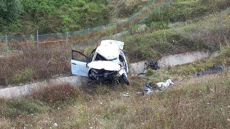 Kuzey Marmara Otoyolunda feci kaza: Baba ve 2 oğlu hayatını kaybetti