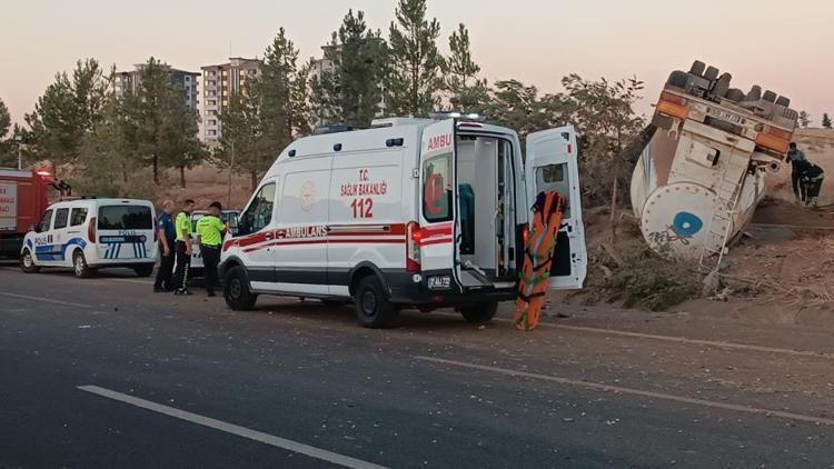 Gaziantepte feci kaza: 1 kişi hayatını kaybetti, 3 yaralı