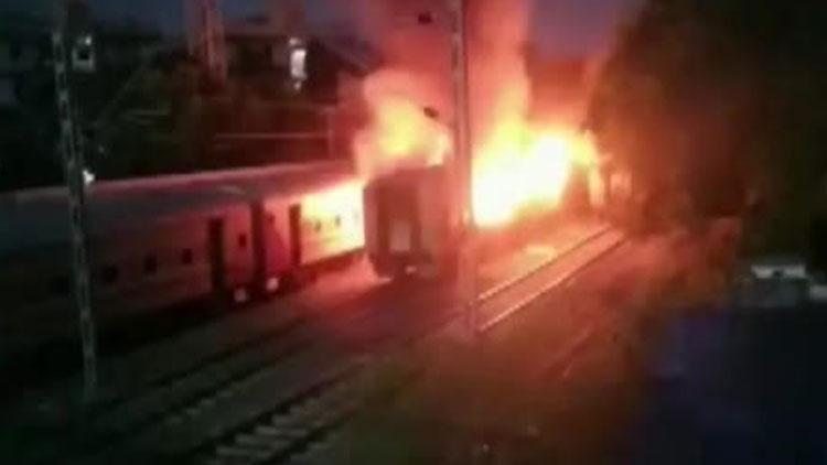 Yolcu treninde facia: 9 ölü, 20 yaralı