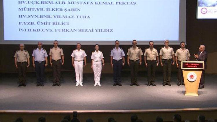 Bakan Yaşar Güler ve TSK komuta kademesi katıldı... TSKda terfi eden personele yeni rütbeleri verildi