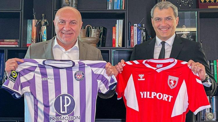 Samsunspor ile Toulouse arasında iş birliği anlaşması imzalandı Damien Comolli...