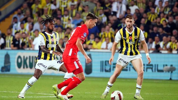 Twente Fenerbahçe maçı ne zaman, saat kaçta, hangi kanalda Fenerbahçe maçı şifreli mi, şifresiz mi İşte canlı yayın bilgileri