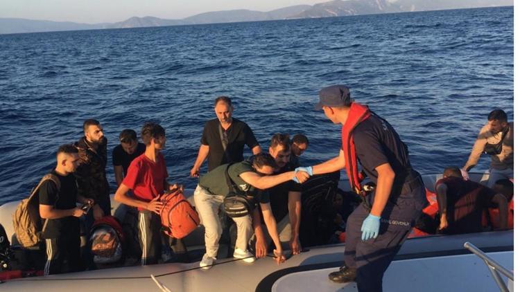 Aydın açıklarında yirmi beş kaçak göçmen kurtarıldı
