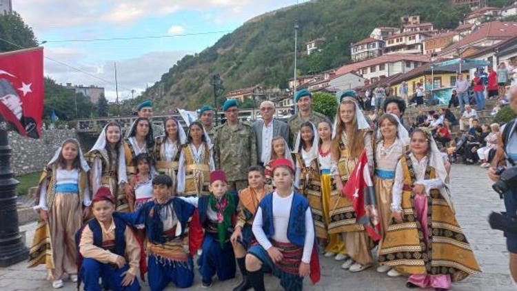 Zafer Bayramı, Kosova’da törenlerle kutlandı