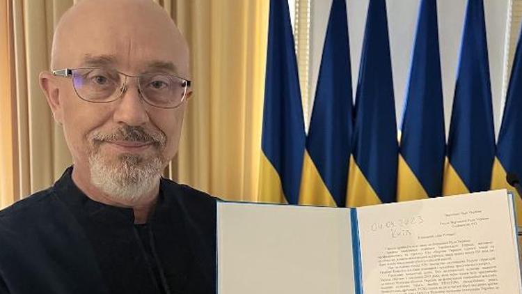 Ukrayna Savunma Bakanlığı duyurdu: Reznikov’un istifası kabul edildi