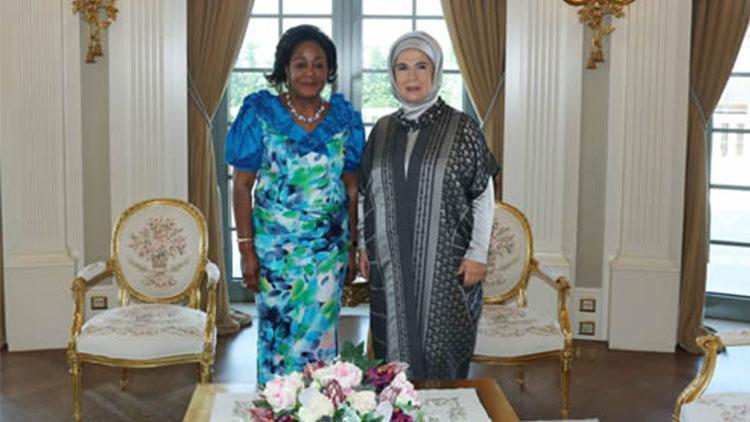Emine Erdoğan, Kongo Cumhuriyeti Cumhurbaşkanı’nın eşi N’Guesso ile görüştü