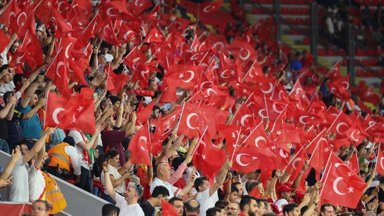 Depremzedeler için anlamlı maç Türkiye ve İsviçre oynayacak, Fatih Terim...