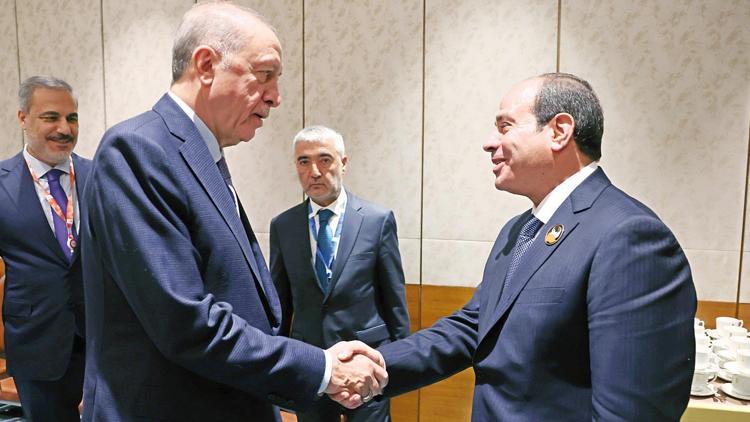 G20’de Erdoğan’dan peş peşe kritik temaslar... Sisi’yle ilk resmi görüşme