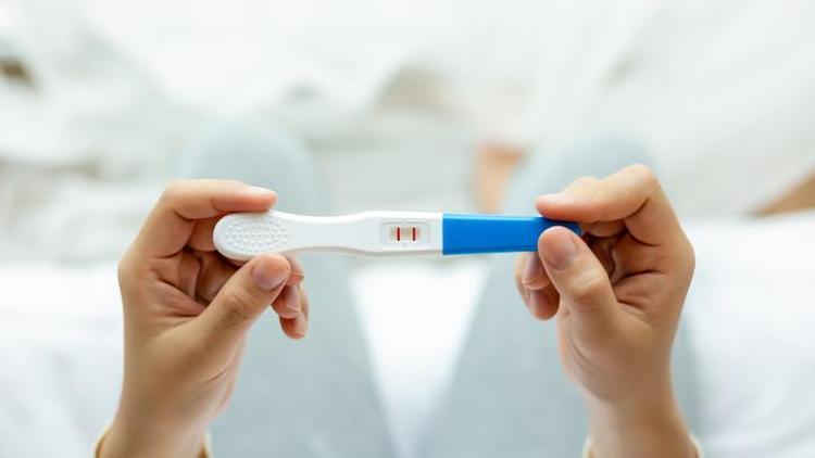 Gebelik testi ne zaman yapılır, idrarda hamilelik testi nasıl yapılır? Kanda hamilelik testi kaç günde belli olur?
