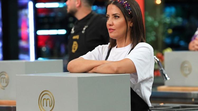 MasterChef Azize kimdir, kaç yaşında ve nereli MasterChef All Star yarışmacısı Azize hangi yıl yarıştı İşte hayatı ve biyografisi