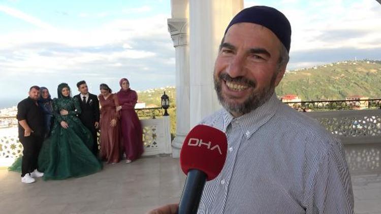 Deniz manzaralı cami avlusu, düğün fotoğrafı stüdyosu