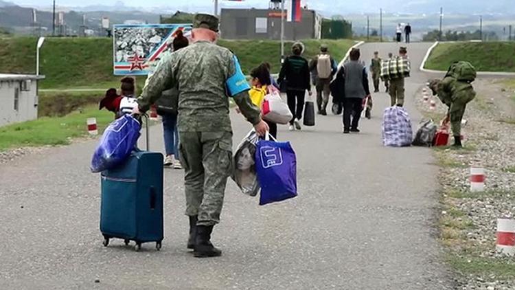 Azerbaycan duyurdu: Teslim olan Ermeni güçlerin Karabağ’dan çıkışına izin verilecek