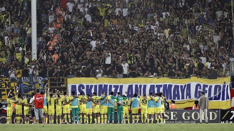 Fenerbahçeden 14 sezon sonra ilk Seri 12 maça çıktı...