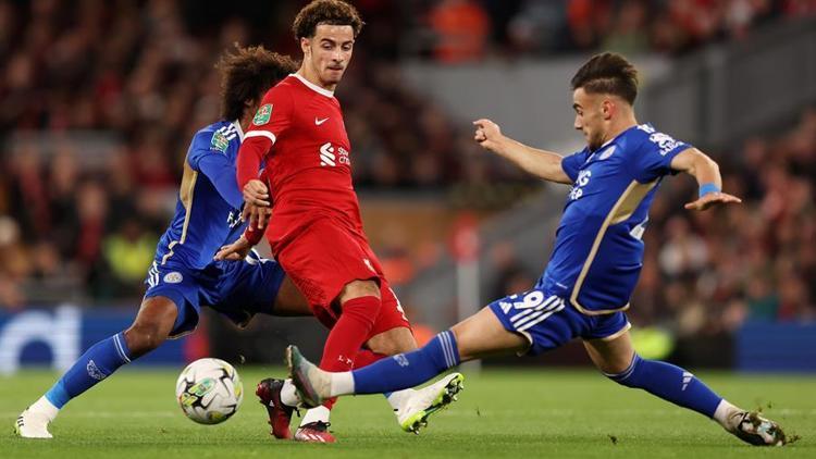 Yunus Akgünün asisti Leicestera yetmedi, Liverpool 3 golle turladı