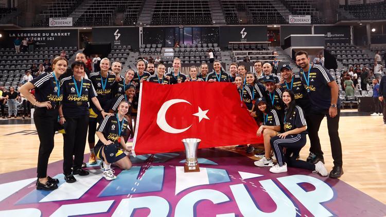 Fenerbahçe Alagöz Holdingden tarihi başarı Süper Kupa şampiyonu...