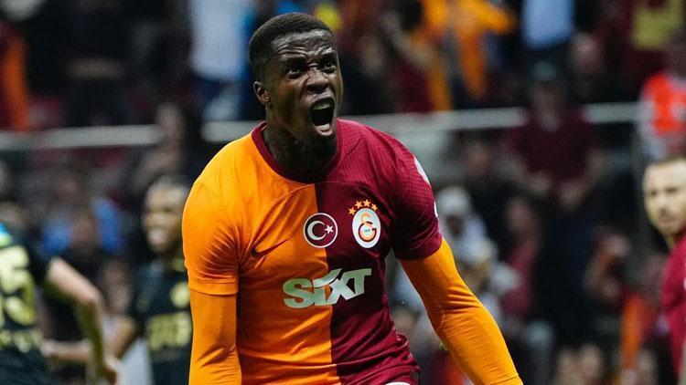 Galatasarayda Zaha gözünü Manchester Uniteda çevirdi Eski takımı...