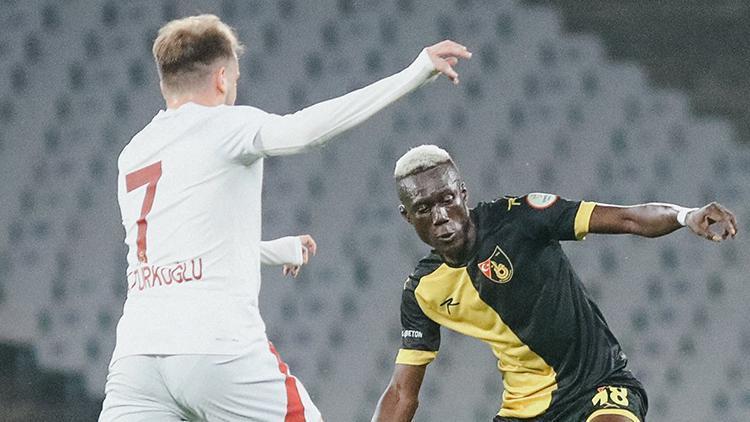 Son Dakika: PFDK, Trabzonsporlu Mendy’nin kırmızı kartına yapılan itirazı reddetti İstanbulspora Galatasaray maçı cezası...