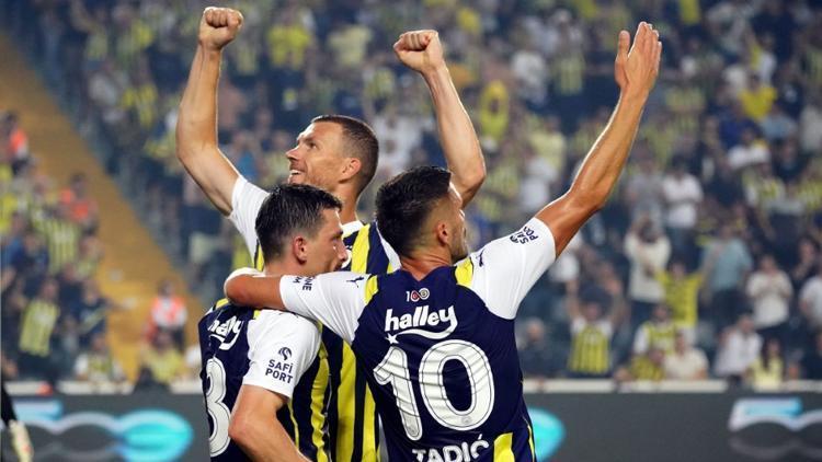 Süper Ligde en güzel sezon açılışı Fenerbahçeden Rekorları alt üst etmeyi sürdürüyor