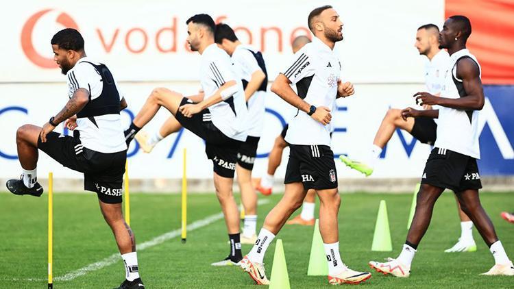 Son Dakika: Beşiktaşta sözleşme çıkmazı Cenk Tosun ile ipler koptu... Yeni rotası belli oldu...