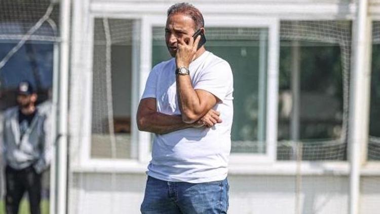 Samsunsporda Futbol Direktörü Fuat Çapa, ilk kez antrenmana katıldı