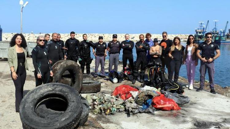 Karaburunda kıyı ve deniz dibi temizliği