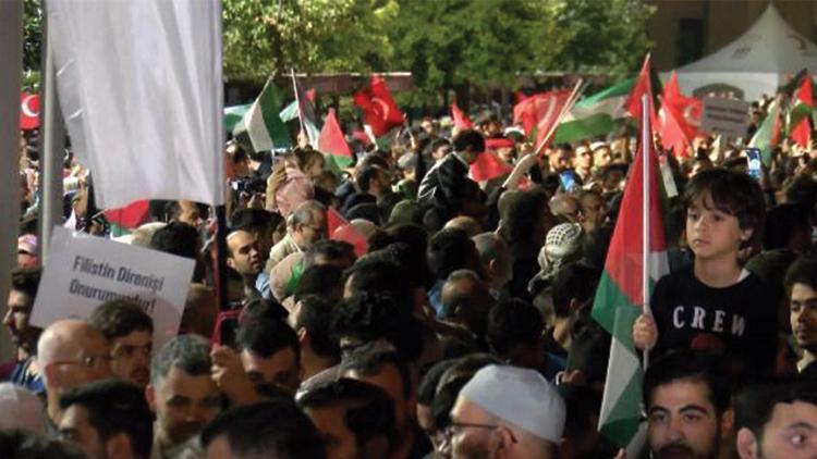 Fatihte binlerce kişi Filistine destek için buluştu