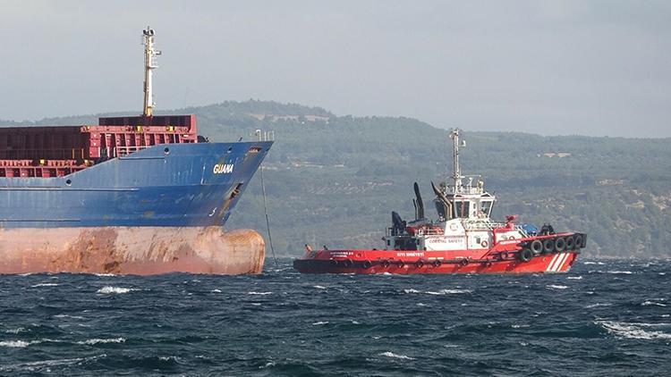 Panama bayraklı gemi Çanakkale Boğazında arıza yaptı