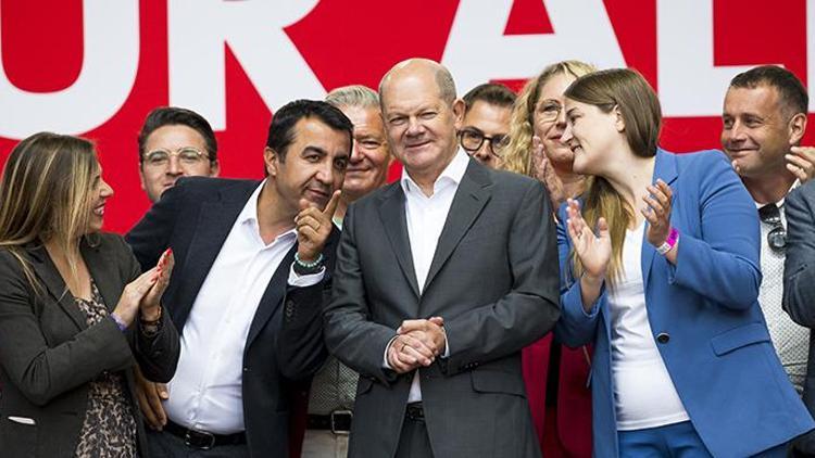 SPD’nin en başarılı milletvekili Arif Taşdelen oldu
