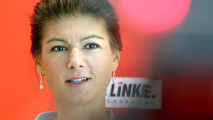 Wagenknecht’e eski dostları destek çıktı