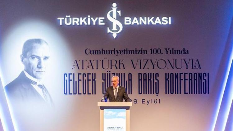 Bilim insanları Atatürk’ü anlattı… 100 yıl önce geleceği gören vizyonu adım adım keşfedin