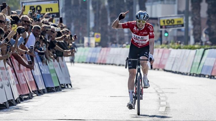Tour of Türkiye: Selçuk-Manisa-İzmir etabını UAE Emiratesten Jay Vine kazandı