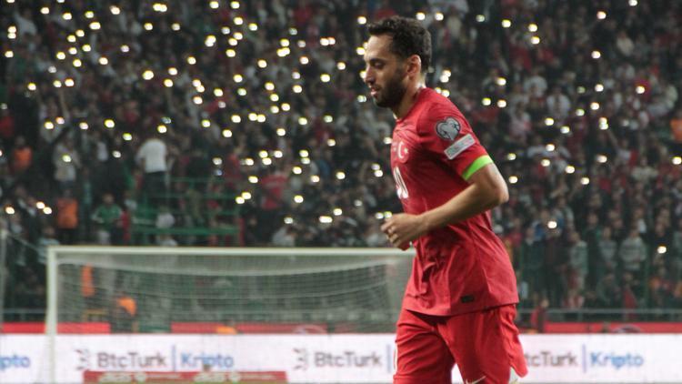 Hakan Çalhanoğlu: İnandık ve asla pes etmedik