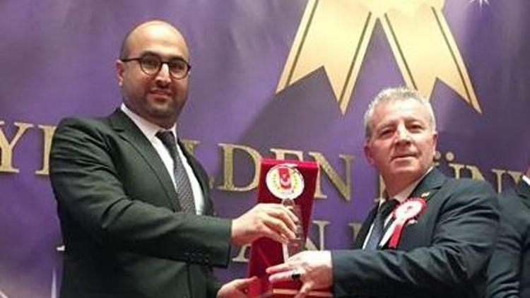 Hürriyet  Ankara’ya ‘Onur Ödülü’